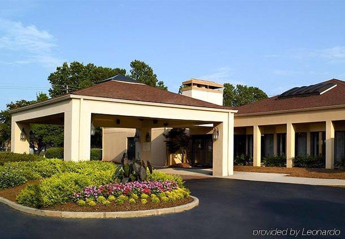Courtyard Atlanta Northlake Tucker Exterior photo